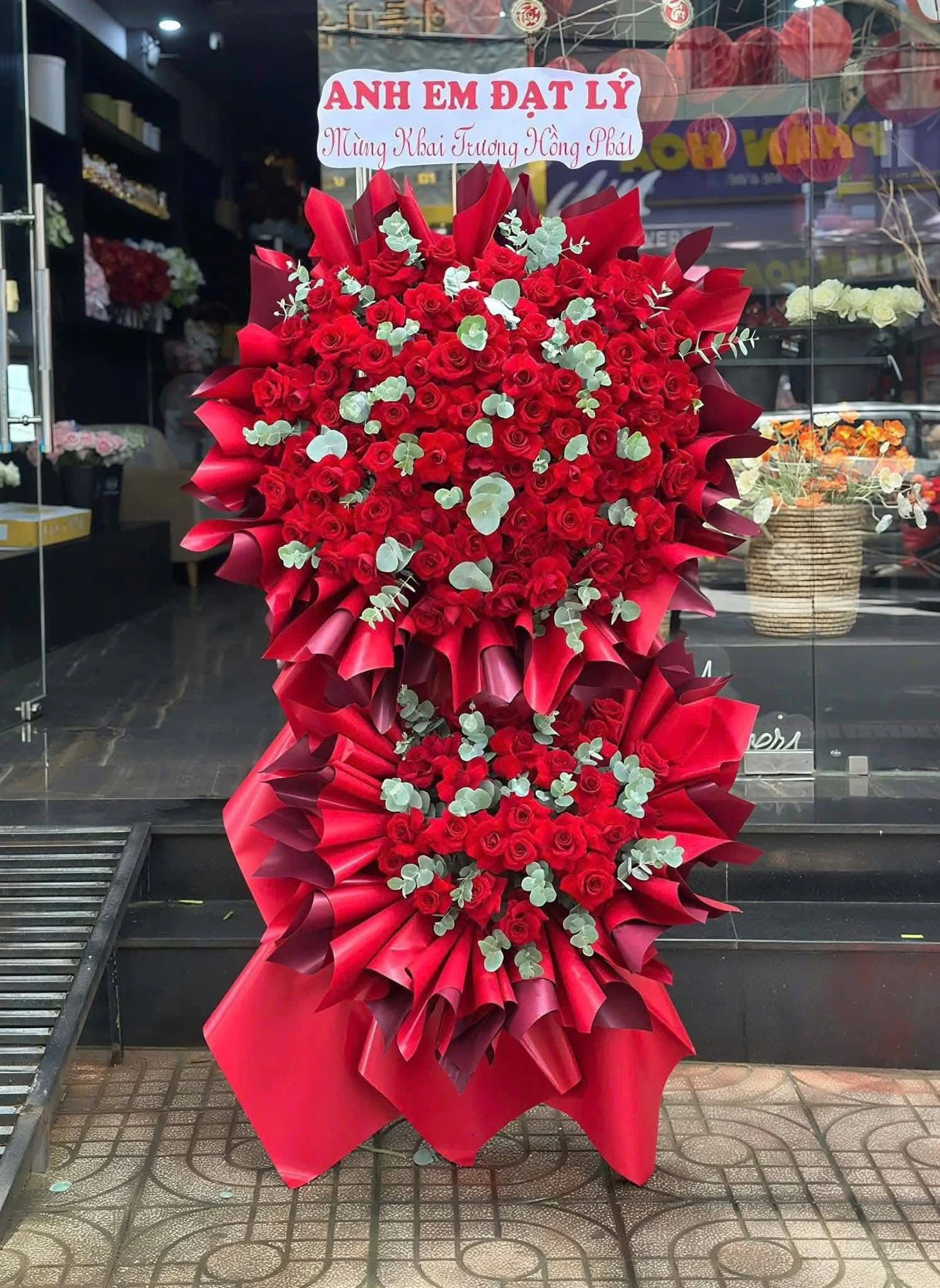 Vì sao nên chọn shop hoa tươi Huế - Hoa Tháng Năm