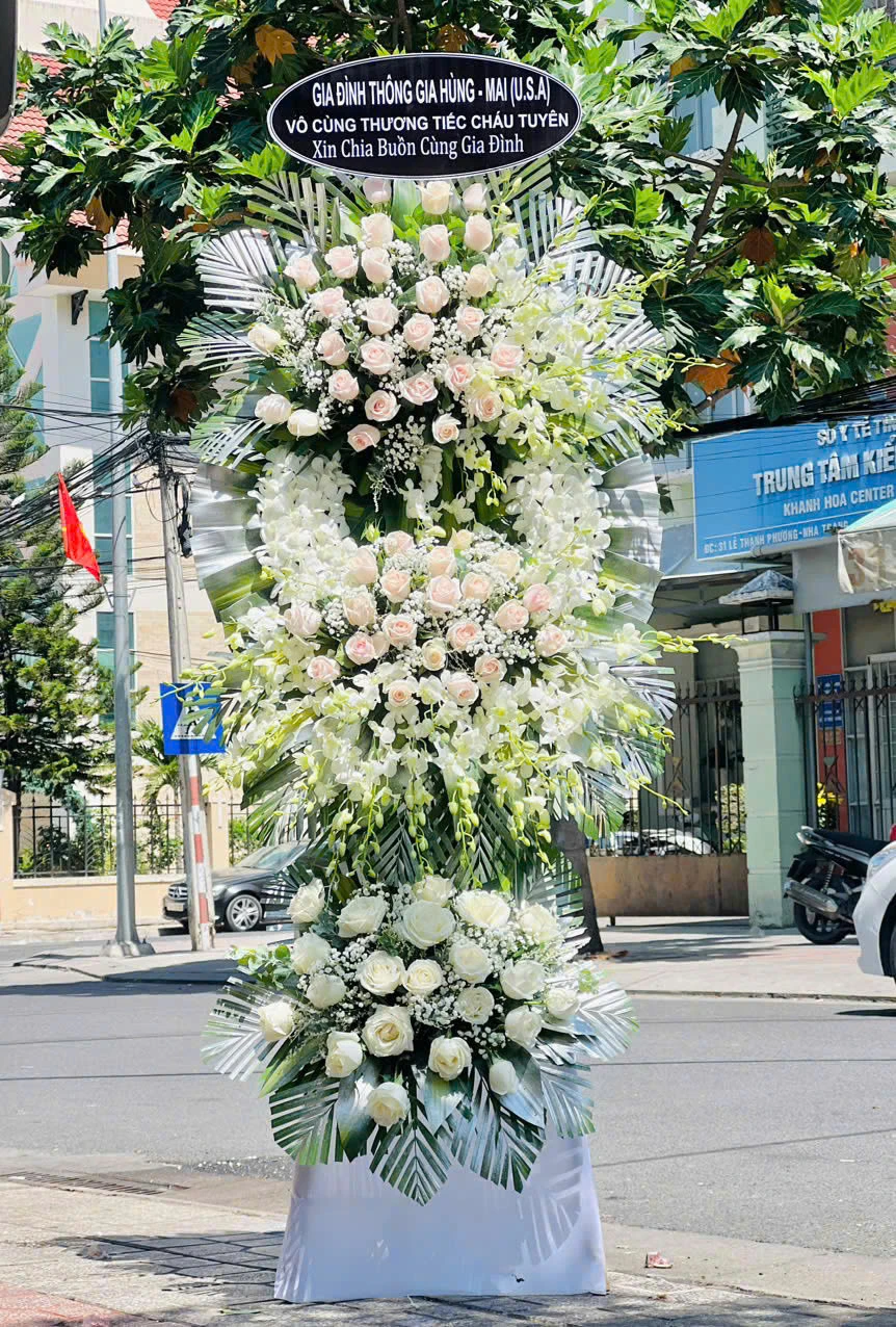 Dịch vụ điện hoa chia buồn tại Đà Nẵng
