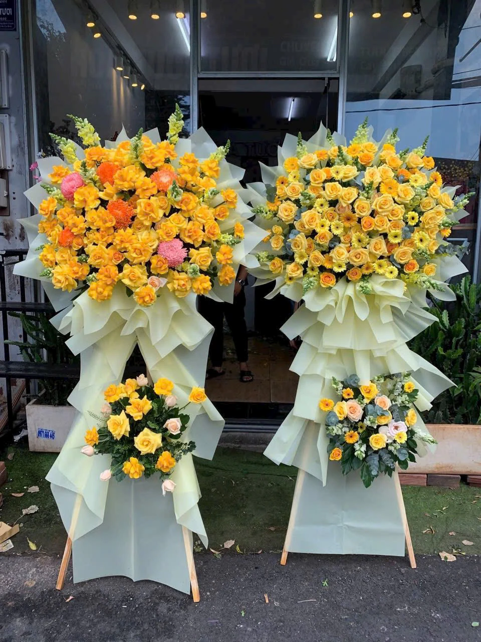 Vì sao nên chọn Hoa Tháng Năm khi đặt hoa khai trương Pleiku